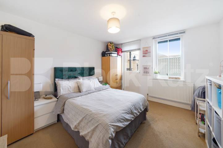 Recently redecorated & located in this highly desirable private development Marcia Road , Tower Bridge